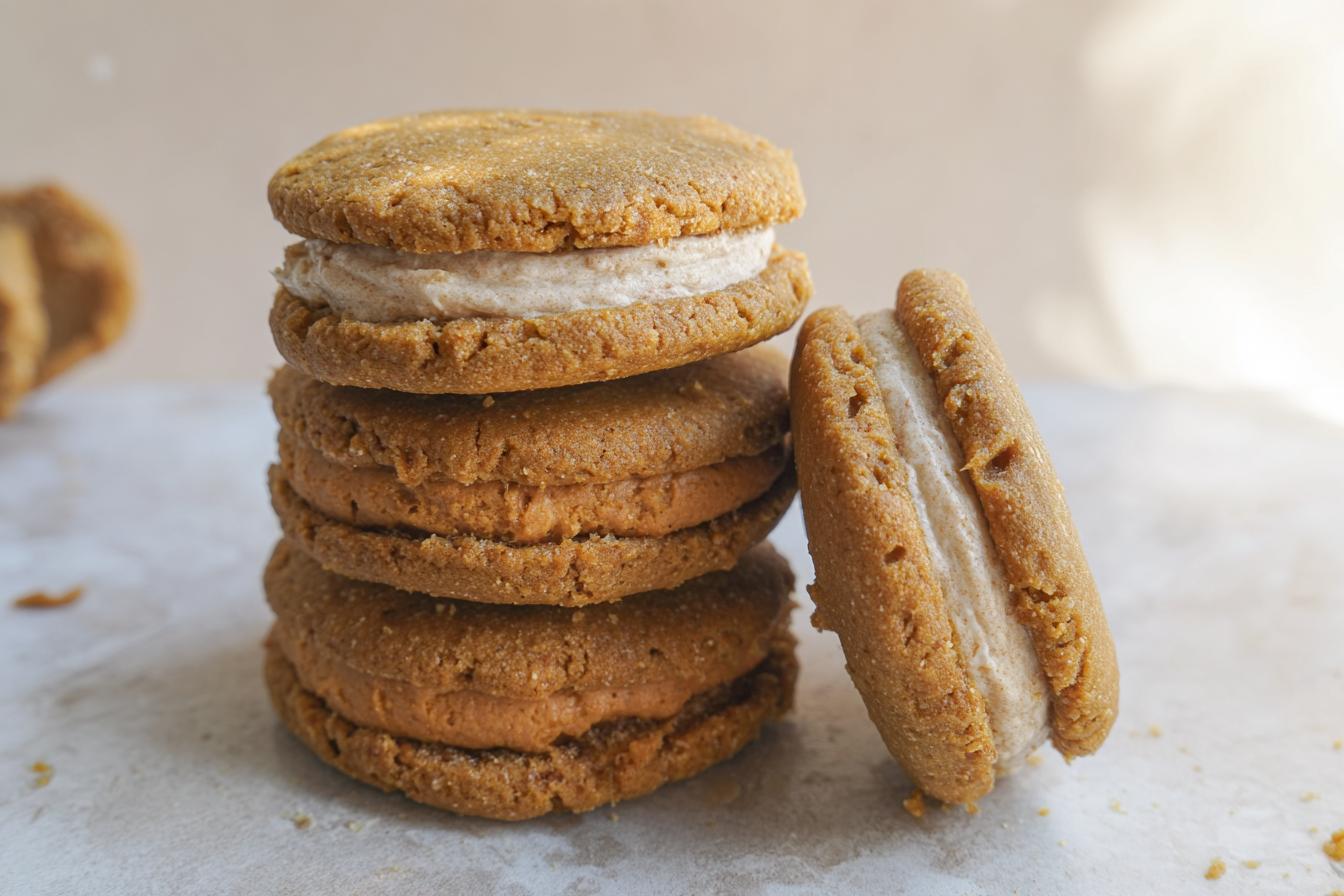 Pumpkin Sandwich Cookie